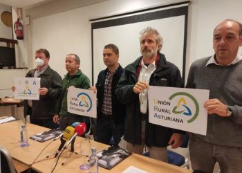 Los ganaderos rechazan el cierre total de Asturias y piden alternativas para el mercado de Pola de Siero