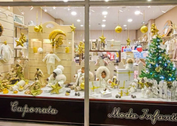 El comercio gijonés vuelve a brillar con el Concurso Navideño de Escaparates