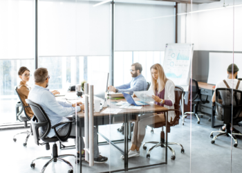 Inspección de Trabajo vigilará en tiempo real tu jornada desde 2026