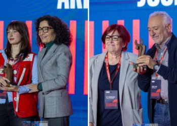 Dos voluntarios de Cruz Roja Gijón hacen historia en los Premios V de Voluntariado