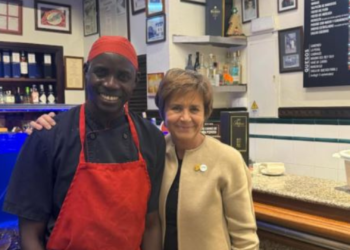 De Senegal a Gijón: la historia de Iba Diop, un sueño cumplido: «Se nos olvida que España también fue un país de emigrantes»