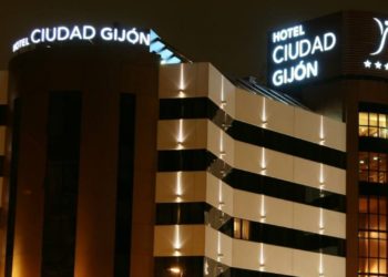Turismo de calidad e inclusión junto al mar: el Silken Ciudad Gijón, un hotel para todos