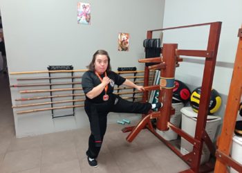 Rosalía Fernández luce con orgullo su cinturón negro de kung fu: la gijonesa es «pionera» entre los deportistas con síndrome de Down