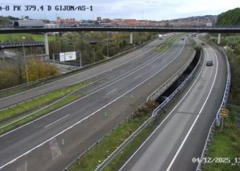 Nuevo drama en las carreteras asturianas: fallece un motorista al salirse de la A-8 a la altura de Viesques
