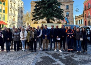 ‘Taxi Luz’ volverá a ilusionar esta Navidad: hasta 160 gijoneses podrán disfrutar del alumbrado municipal