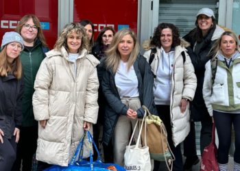 Nueve educadoras de 0 a 3 se encierran en la sede de la Consejería: «Llegaremos hasta donde haga falta»