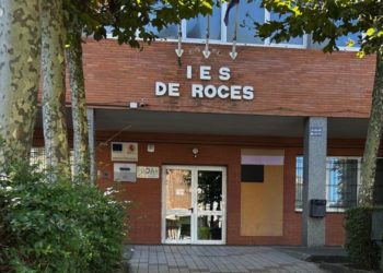SUATEA vuelve a exigir la dimisión de la directiva del IES Roces: «el 51% del claustro rechaza su gestión»