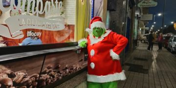 El Coto, que arranca este sábado con su programa de Navidad, apoya un año más el comercio del barrio