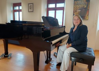 Julia Álvarez González (Conservatorio de Música y Danza de Gijón): «Nuestras necesidades son más aulas y un auditorio»