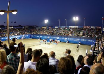 El Tenis Playa de Luanco, ausente en 2026, deja un vacío entre aficionados y vecinos