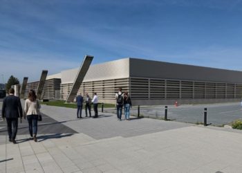 El Ayuntamiento adjudicará hoy la obra del pabellón de La Calzada, que podría completarse en 2027