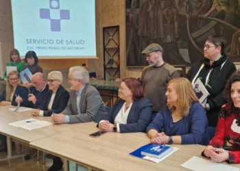 El SESPA y sindicatos firman un preacuerdo para mejorar retribuciones y condiciones del personal sanitario