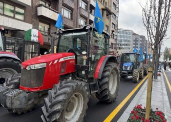 El campo asturiano redobla la presión contra Mercosur y anuncia nuevos cortes de carreteras este jueves