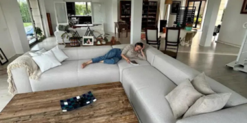 Blanca Romero sigue enseñándonos (gota a gota) rincones de su casa en Peón