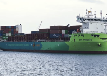 Así es el ECO PONENTE, el buque que hizo escala en El Musel con residuos convertidos en combustible