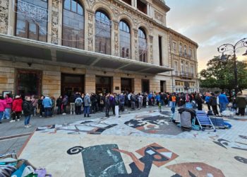 Nils podrá volar sillas… Pero no tumba al Antroxu: «No hemos dormido nada, pero merece la pena»