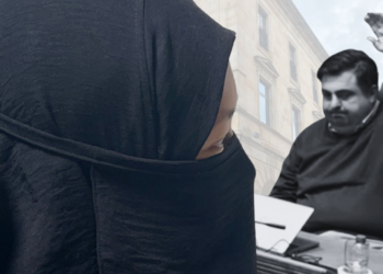 El concejal gijonés Pelayo Barcia se convierte en un fenómeno viral tras su voto contra el burka