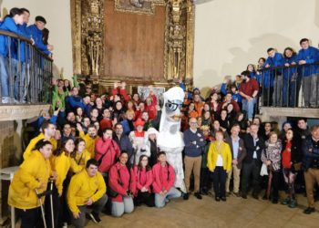 ‘Perlamari’, la Sardina del Antroxu, desembarca en Gijón… Y sí, es de lo más religiosa: «Habéis visto la Lux»