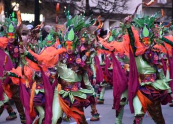 Pasacalles reducido, Coplas desplazadas… Gijón ya se acicala para gozar de un Antroxu con ciertos cambios