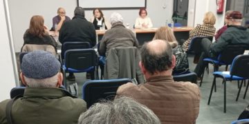 La demora en la tramitación del reglamento de fiestas inquieta en la FAV: «Vemos difícil que llegue a tiempo»