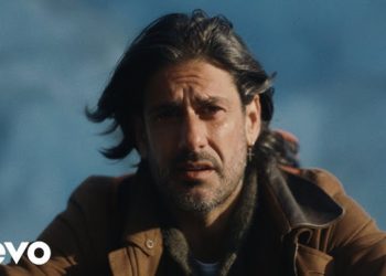 Melendi reaparece con una confesión en forma de balada: así suena ‘Fecha de caducidad’