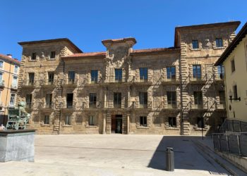 ISA y SUATEA llevan a los tribunales los decretos de adscripción de las universidades Alfonso X y Nebrija