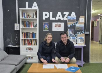 El Acuario se convierte en un aula viva para los grupos de infancia y adolescencia de Mar de Niebla