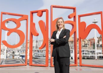 Noemí Alonso asume la dirección de zona de Caja Rural en Gijón
