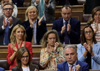 Guerra fría en el PP asturiano: Cherines no lo ve claro