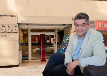 Choque frontal en el PSOE Gijón: militantes cuestionan la gestión del caso que sacude al partido