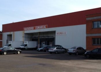 El Ayuntamiento accede a subrogar la explotación del matadero, pero solo si se cumplen los requisitos de empleo e inversión