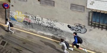 Un nuevo incidente sacude la travesía Alcalá: varios menores atacan a golpes una vivienda del lugar