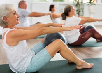 El Patronato Deportivo Municipal desaconseja el pilates a mayores de 70 años frente a la oposición de vecinos y fisioterapeutas