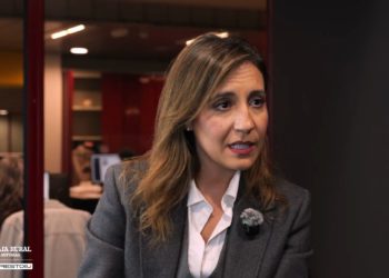 ‘Cuando el viento hable’, la oda a la imaginación que llevó a Ángela Banzas a acariciar el Premio Planeta