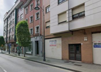 Nueva tragedia laboral en Asturias: un obrero fallece al caer desde lo alto de un edificio en Gijón