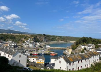 Una cuidadora es detenida en Luarca por robar joyas en el domicilio en el que trabajaba