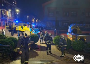 Un incendio en un hotel de Arriondas obliga a desalojar a 40 personas