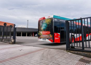 Los cambios en la Línea 18 de EMTUSA no convencen al OXM: «Añaden dificultades a una ruta ya problemática»