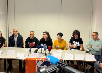 «Hoy han sido ellas, pero mañana podemos ser todas», recuerda el Grupu de Sofitu a ‘Les 6 de La Suiza’