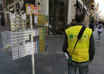 La suerte cae en Asturias: diez cupones reparten 350.000 euros en un solo barrio