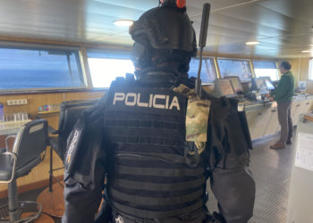 Así fue el espectacular ejercicio de seguridad marítima en Gijón que simuló un ataque terrorista
