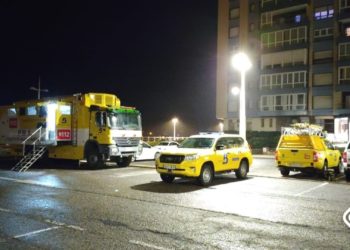 Máxima tensión en Castrillón: buscan a un joven de 19 años que desapareció en aguas de Salinas este lunes