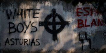 ‘Cacerías’, amenazas, agresiones, narcotráfico… Las ‘hazañas’ de los ocho ‘Whiteboys’ menores detenidos