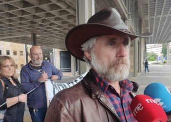 La caída de Valladares: el edil de Vecinos por Llanes dimite tras conocerse su acceso a documentos custodiados