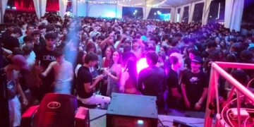 El Ayuntamiento cita a la FAV para desbloquear la crisis de las fiestas y pone a ‘Vive lo que sentimos’ como ejemplo