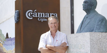 Félix Baragaño, rumbo a casi dos décadas liderando la Cámara de Gijón
