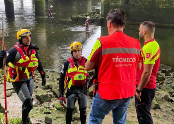 Se busca a una mujer desaparecida en la ría de Tina Mayor: amplio dispositivo entre Asturias y Cantabria