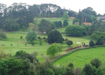 Sancionan al Club de Golf de Castiello por usar el agua del arroyo Meredal, afluente del Piles, irregularmente
