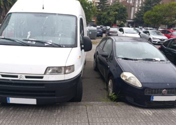 El Polígono, a la cabeza del ranking del OXM de barrios gijoneses con coches abandonados… Aunque por poco