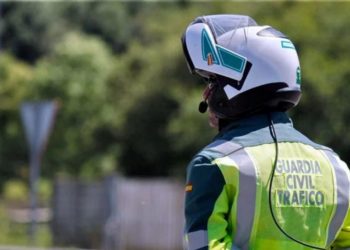 Tragedia en la A-8: fallece un conductor atropellado tras bajar de su vehículo